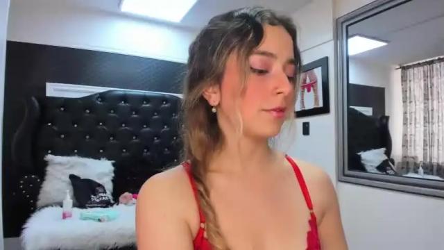 Image 11 of issadorajames Stream on Chaturbate on 18 months ago