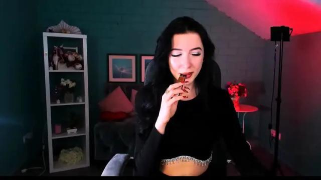 Image 6 of it_is_my_desire Stream on Chaturbate on 14 months ago