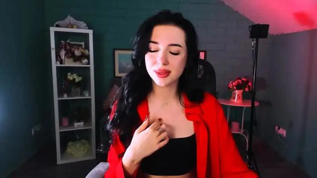 Image 10 of it_is_my_desire Stream on Chaturbate on 14 months ago