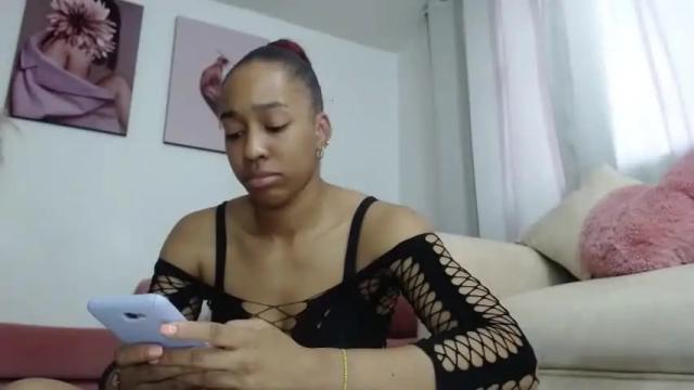 Image 2 of italianss3 Stream on Chaturbate on 15 months ago