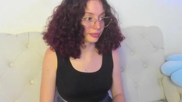 Image 3 of its_marie Stream on Chaturbate on 13 months ago