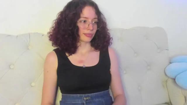 Image 4 of its_marie Stream on Chaturbate on 13 months ago