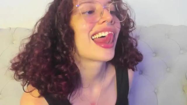 Image 6 of its_marie Stream on Chaturbate on 13 months ago