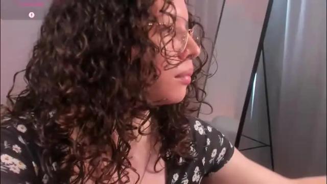 Image 2 of its_marie Stream on Chaturbate on 1 month ago