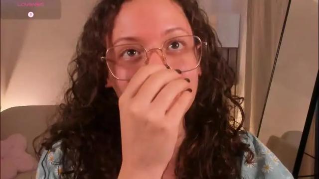 Image 6 of its_marie Stream on Chaturbate on 1 month ago