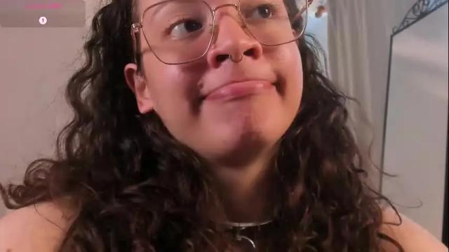 Image 3 of its_marie Stream on Chaturbate on 1 month ago