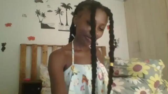 Image 2 of its_miimi Stream on Chaturbate on 15 months ago