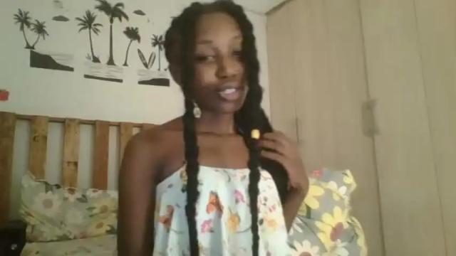 Image 7 of its_miimi Stream on Chaturbate on 15 months ago