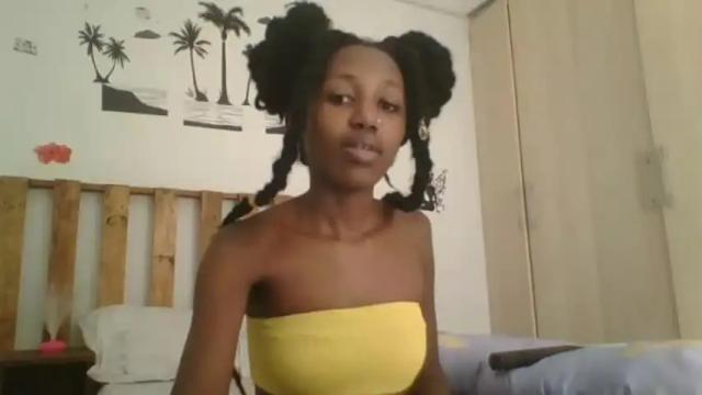 Image 6 of its_miimi Stream on Chaturbate on 15 months ago