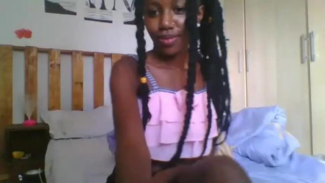 Image 4 of its_miimi Stream on Chaturbate on 15 months ago