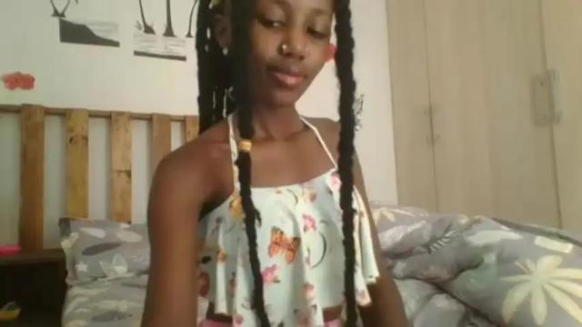 Image 12 of its_miimi Stream on Chaturbate on 15 months ago