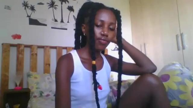 Image 12 of its_miimi Stream on Chaturbate on 19 months ago