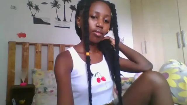 Image 2 of its_miimi Stream on Chaturbate on 19 months ago