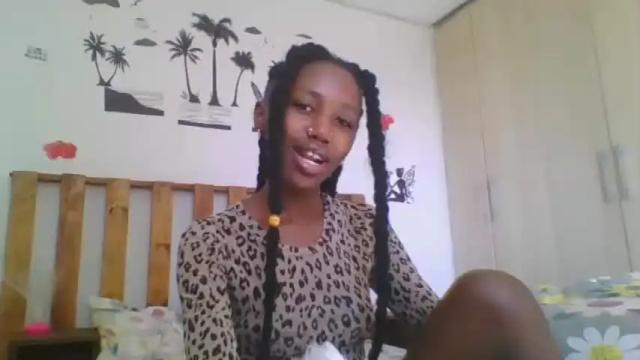 Image 8 of its_miimi Stream on Chaturbate on 14 months ago