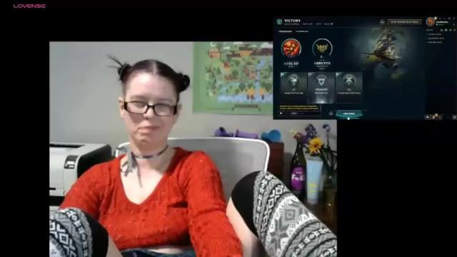 Image 11 of its_robin_chan Stream on Chaturbate on 12 months ago