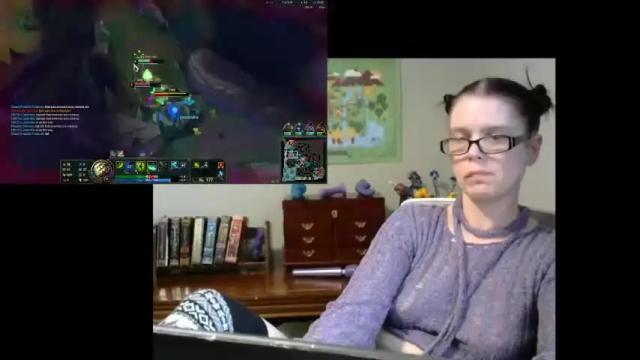 Image 10 of its_robin_chan Stream on Chaturbate on 12 months ago