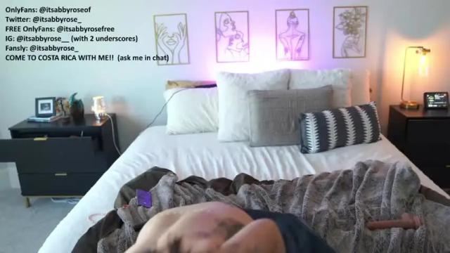 Image 10 of itsabbyrose_ Stream on Chaturbate on 14 months ago