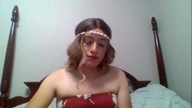 Image 12 of itsgaycristinaa Stream on Chaturbate on 26 days ago