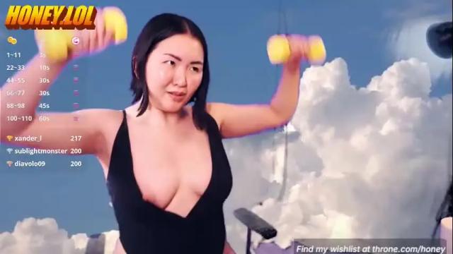 Image 10 of itshoneyli Stream on Chaturbate on 1 month ago