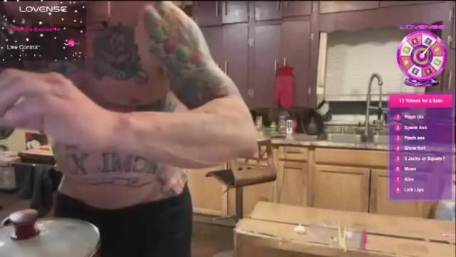 Image 12 of itsiggygalorebaby Stream on Chaturbate on 17 months ago