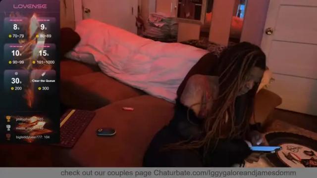 Image 3 of itsiggygalorebaby Stream on Chaturbate on 13 months ago