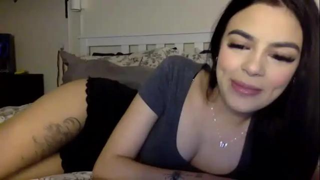 Image 3 of itsisabellaxo Stream on Chaturbate on 18 months ago