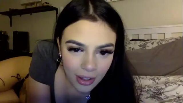 Image 8 of itsisabellaxo Stream on Chaturbate on 18 months ago