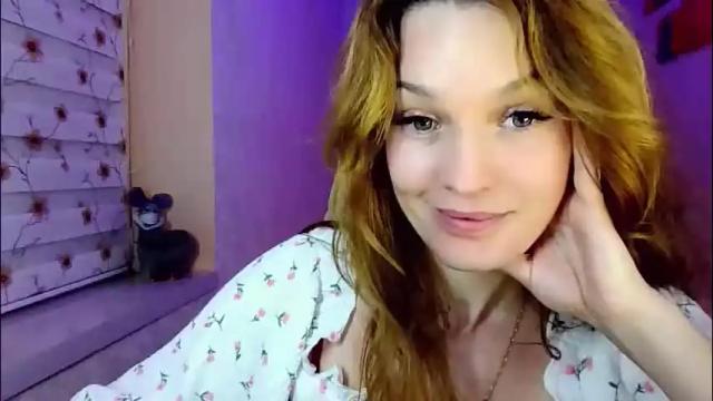 Image 11 of itslunaday Stream on Chaturbate on 2 months ago