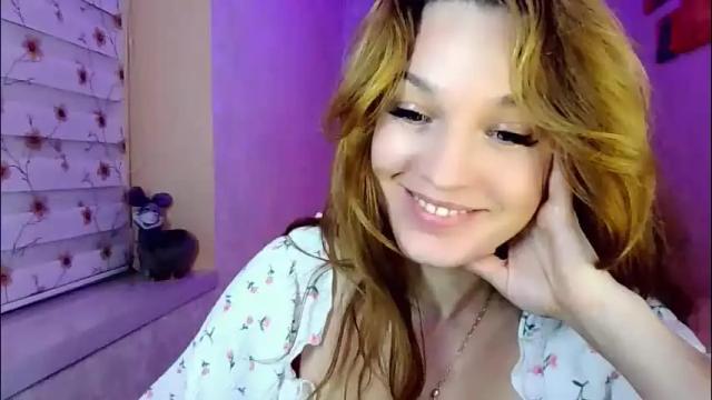 Image 4 of itslunaday Stream on Chaturbate on 2 months ago