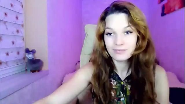 Image 11 of itslunaday Stream on Chaturbate on 2 months ago