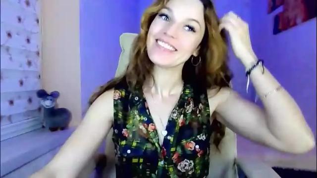 Image 12 of itslunaday Stream on Chaturbate on 1 month ago