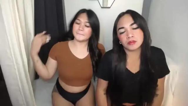 Image 3 of itsmelolalola Stream on Chaturbate on 18 months ago