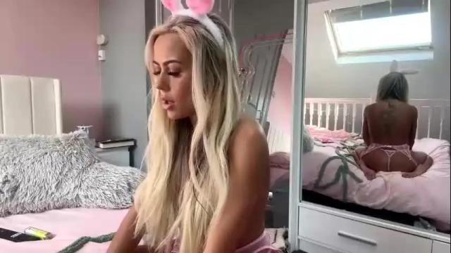 Image 12 of itsmelolax Stream on Chaturbate on 2 months ago