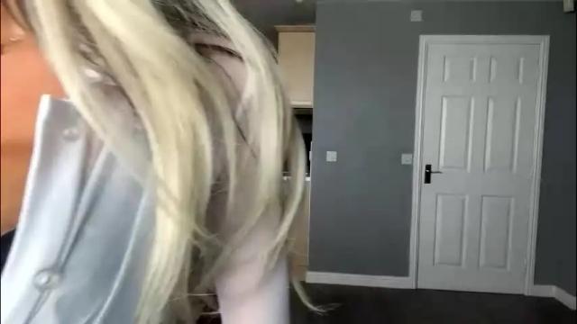 Image 7 of itsmelolax Stream on Chaturbate on 3 months ago