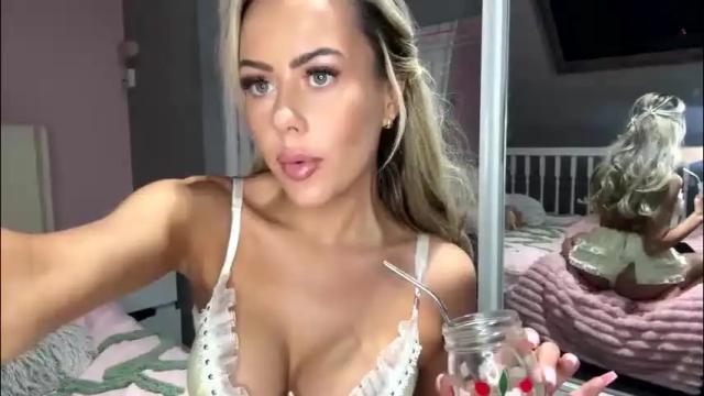 Image 2 of itsmelolax Stream on Chaturbate on 1 month ago