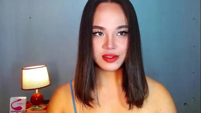 Image 3 of itsmelou Stream on Chaturbate on 8 days ago