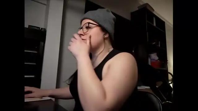 Image 2 of itsmerosalie98 Stream on Chaturbate on 14 months ago