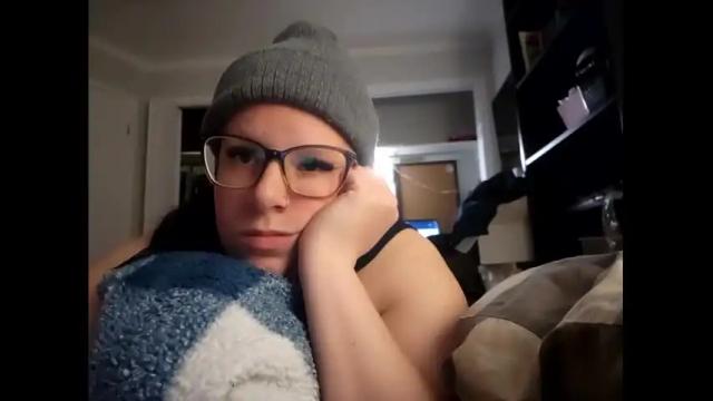 Image 7 of itsmerosalie98 Stream on Chaturbate on 14 months ago