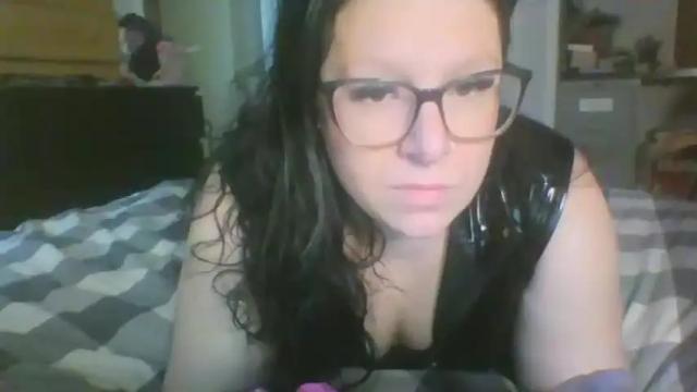 Image 7 of itsmerosalie98 Stream on Chaturbate on 14 months ago