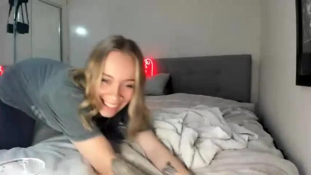 Image 11 of itsmetori Stream on Chaturbate on 16 months ago