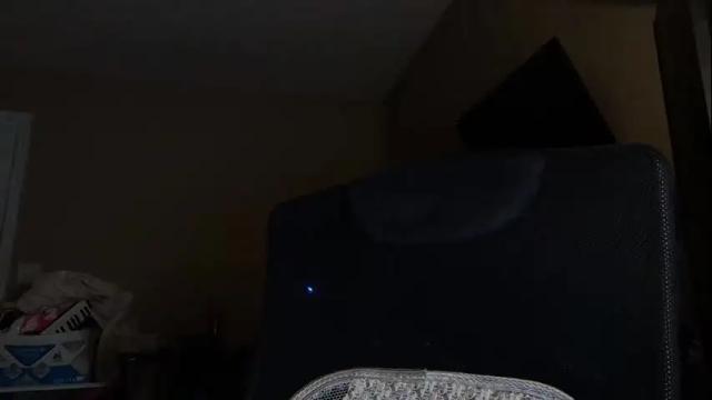 Image 11 of itspeachylola Stream on Chaturbate on 14 months ago