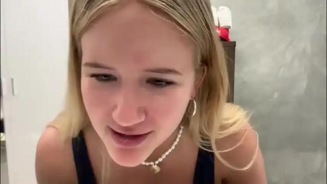 Image 6 of itsssosierra Stream on Chaturbate on 1 month ago