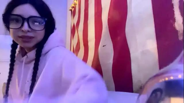 Image 3 of itsxgiaxx Stream on Chaturbate on 1 month ago
