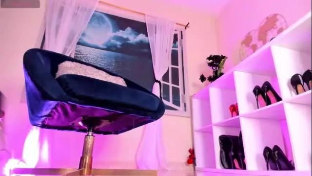 Image 12 of itzel__ Stream on Chaturbate on 1 month ago