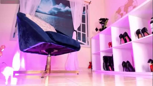 Image 6 of itzel__ Stream on Chaturbate on 1 month ago