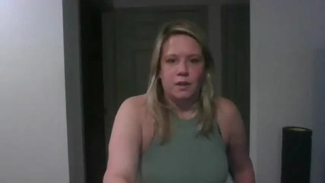 Image 7 of itzrileyrobertz Stream on Chaturbate on 16 months ago