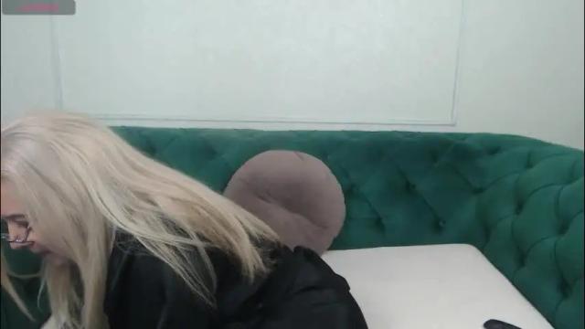 Image 8 of ivanacharm Stream on Chaturbate on 1 month ago