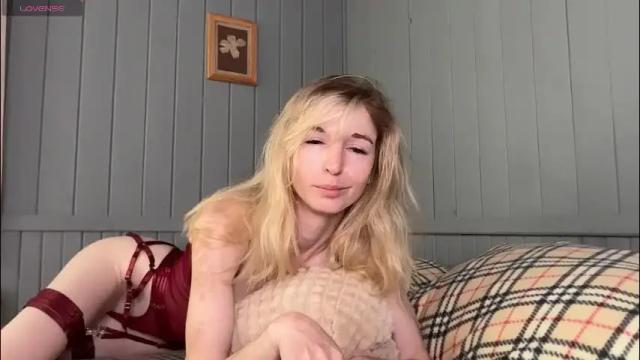 Image 12 of ivankai_ Stream on Chaturbate on 5 days ago