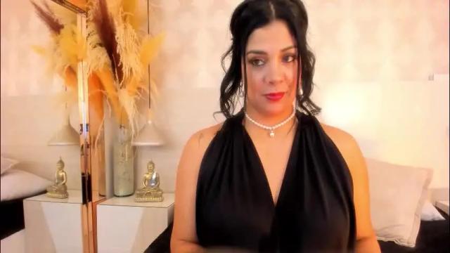Image 10 of ivannaanggel Stream on Chaturbate on 22 days ago