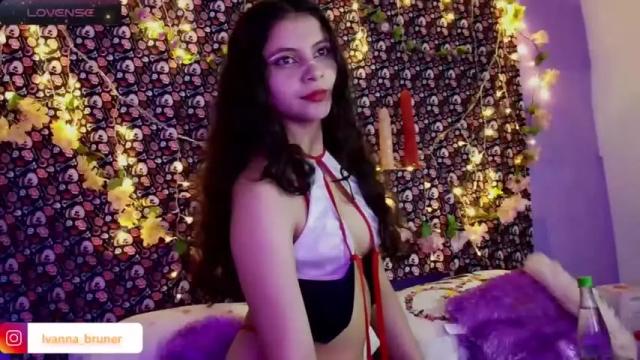 Image 7 of ivannabruner Stream on Chaturbate on 12 months ago